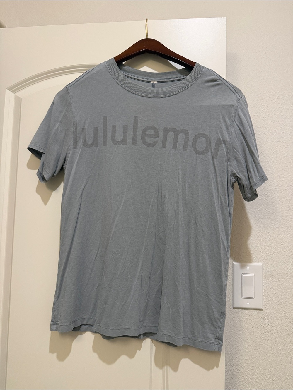 lululemon athletica Slate grey Logo Short Sleeve Tee